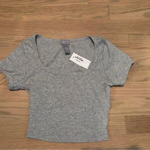 Tilly’s XXS Gray Crop Top Tshirt